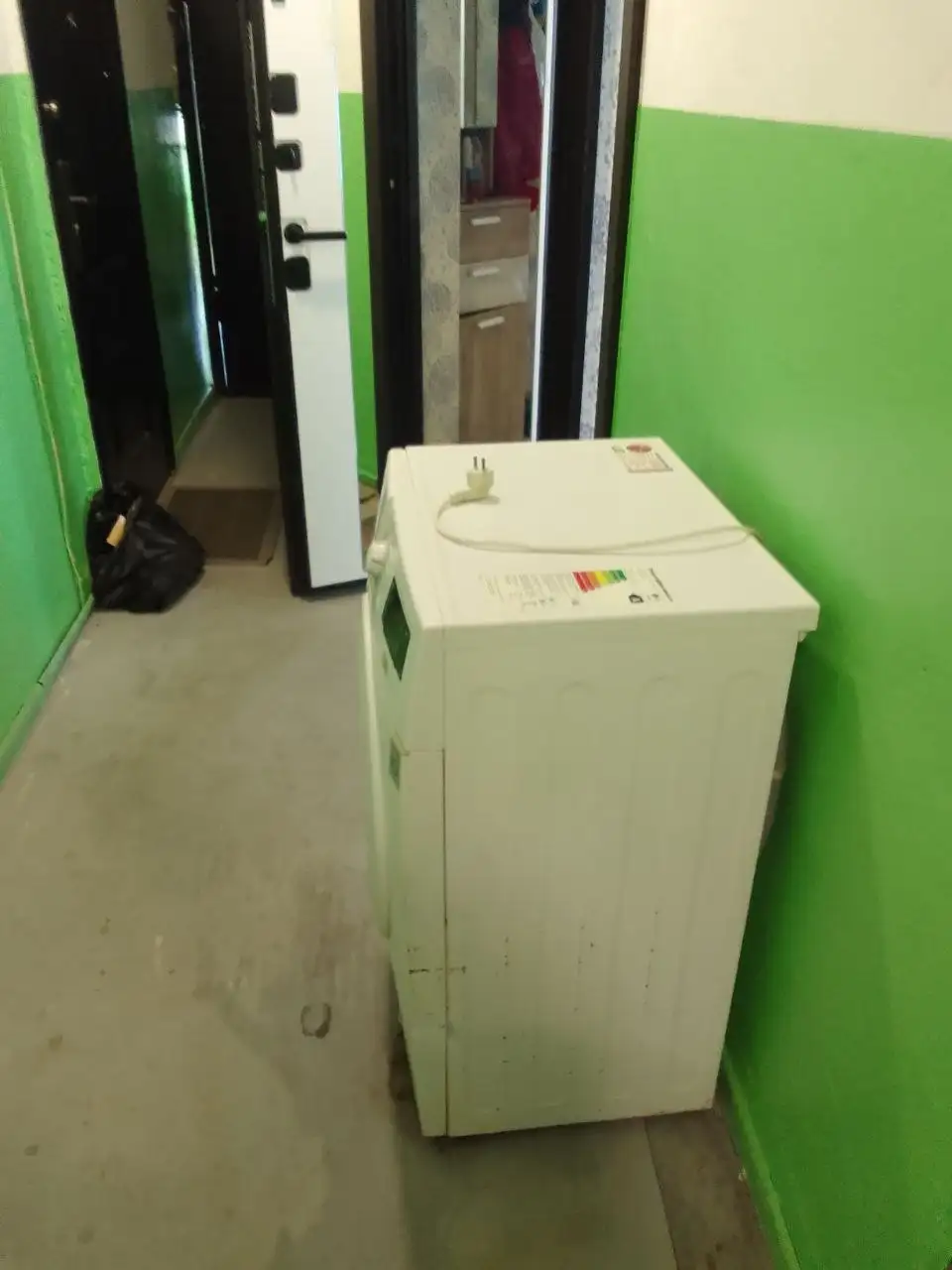 Продам стиральную машину 6кг в отличном состоянии - Бытовая техника (Для дома и дачи) в Южно-Сахалинск