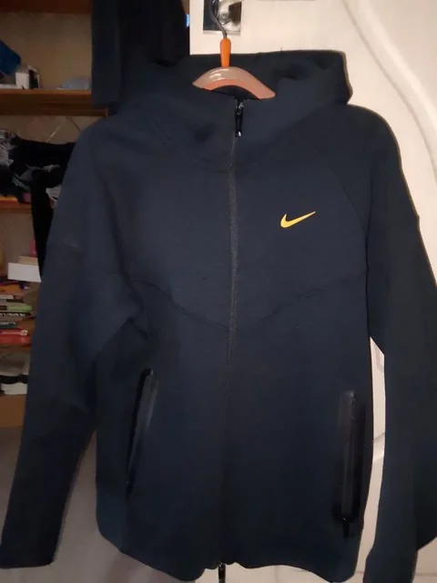 Продам зип худи Nike tech fleece Nocta размер М - Спортивная одежда в Южно-Сахалинск