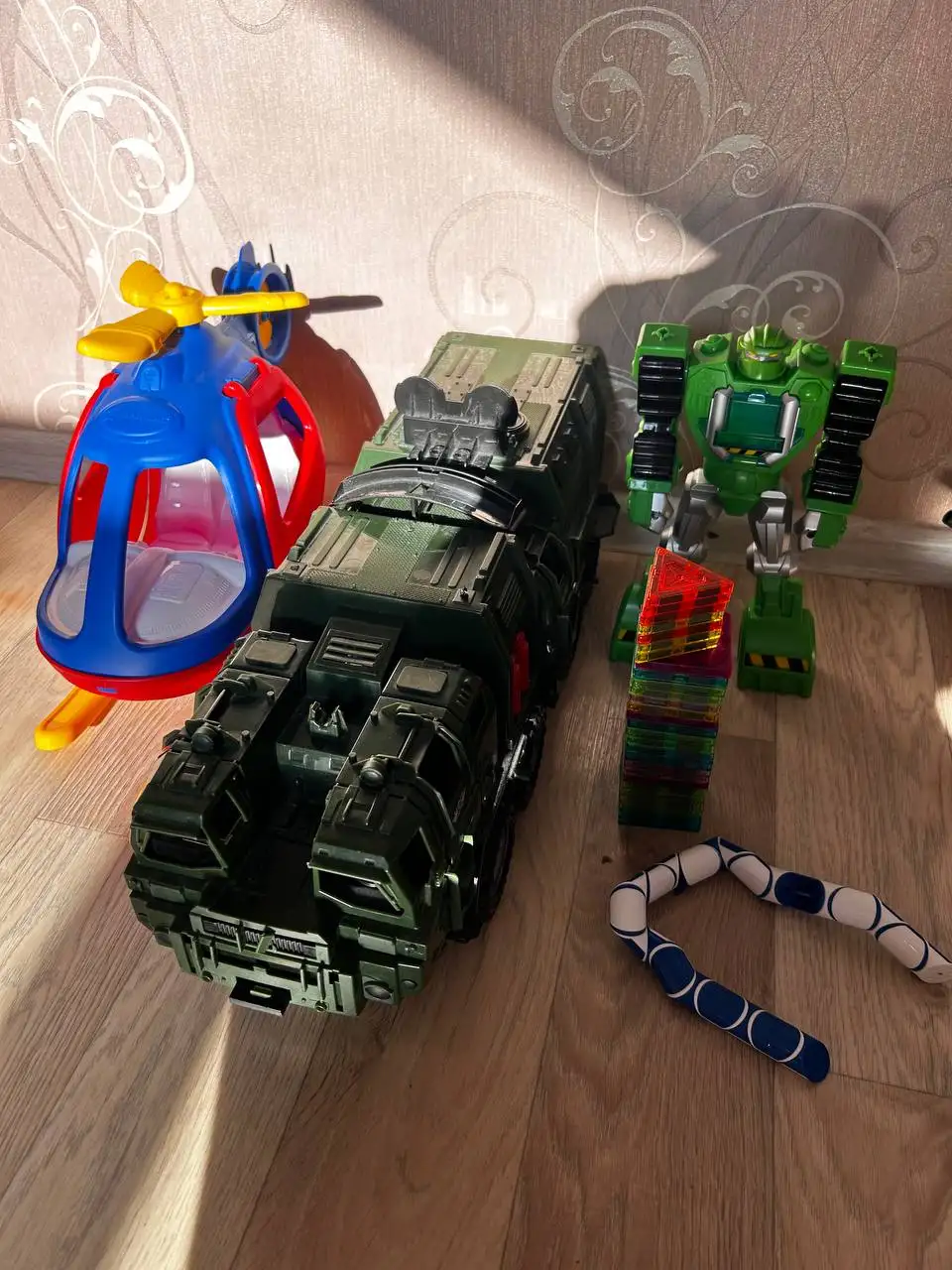 Пакет игрушек - Игрушки (Товары для детей) в Южно-Сахалинск