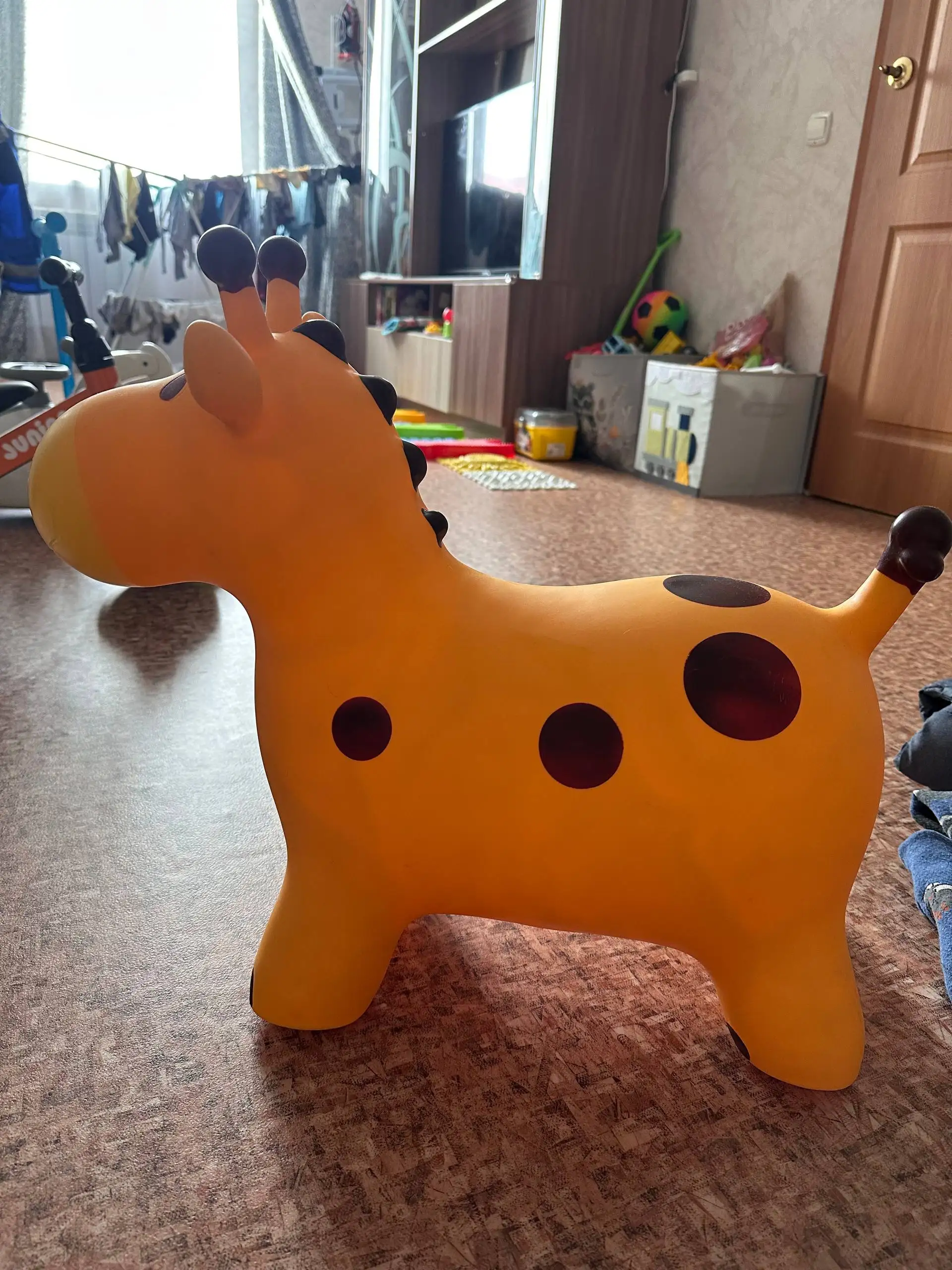 Продажа прыгуна в идеальном состоянии - Хобби и отдых в Южно-Сахалинск