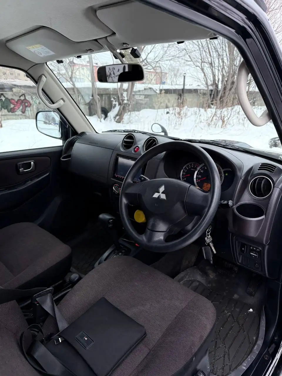 Продам Mitsubishi Pajero mini 2010 года - Внедорожники (Авто) в Южно-Сахалинск