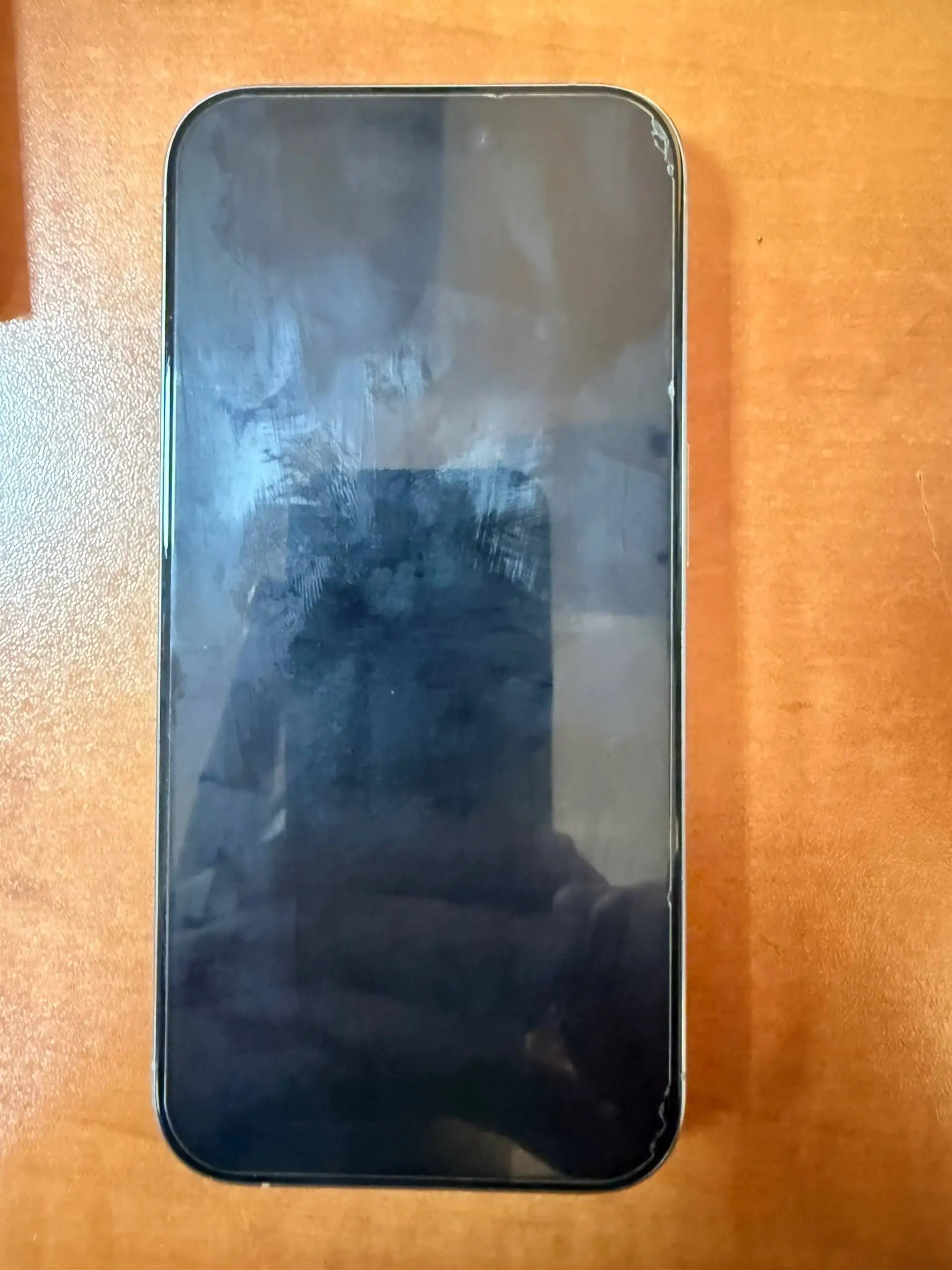 Продам телефон IPhone 15 pro 256гб - Смартфоны (Электроника) в Южно-Сахалинск