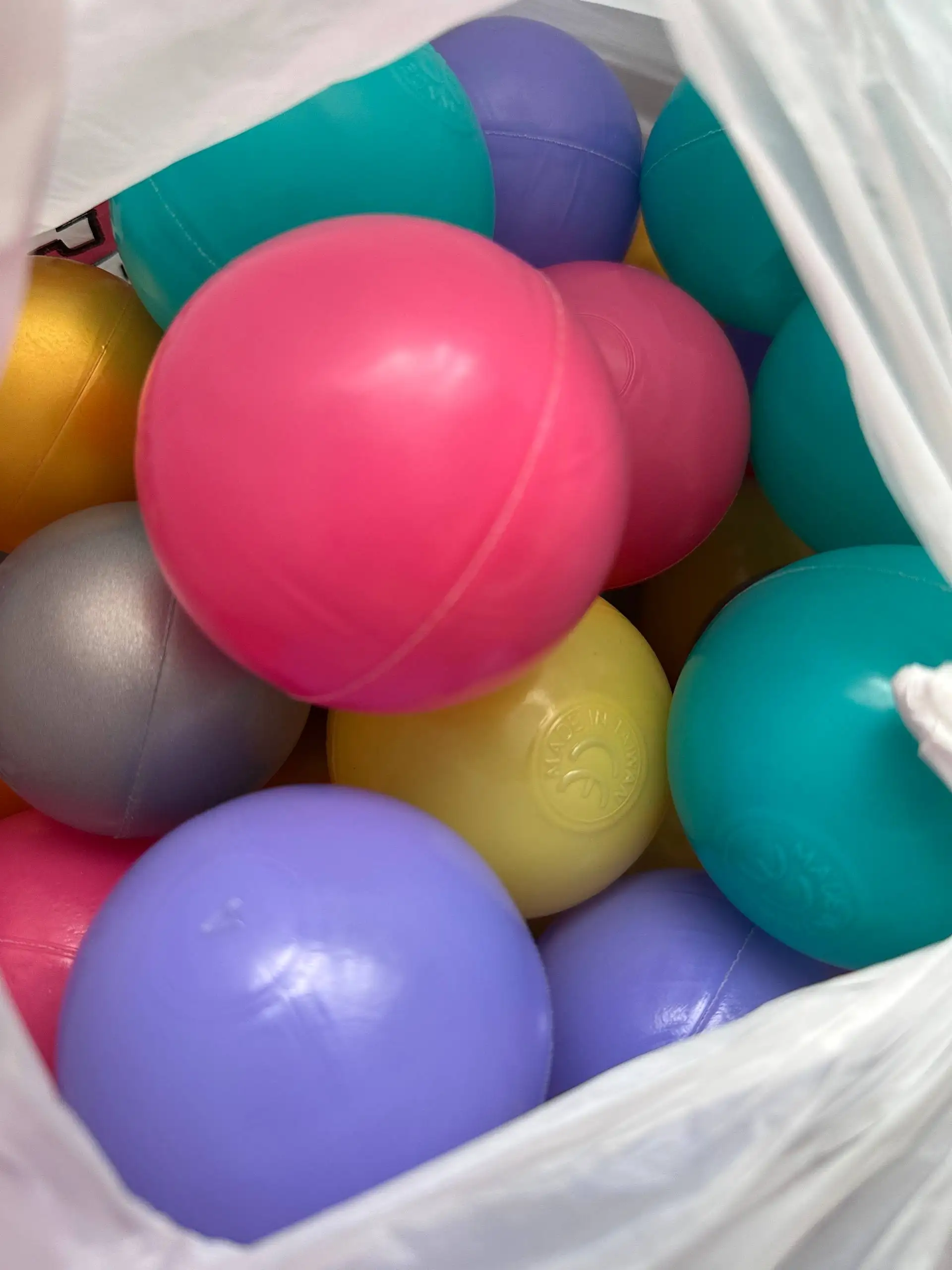 Детские товары: качели, шарики, сортер, прыгун - Игрушки (Товары для детей) в Южно-Сахалинск