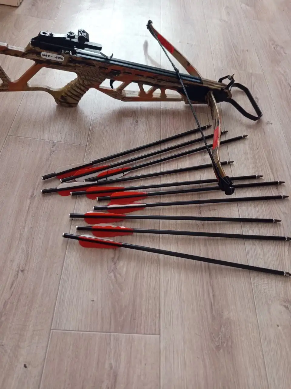 Продам 9т,10 стрел в с концевиками в комплекте - Барахолка в Южно-Сахалинск