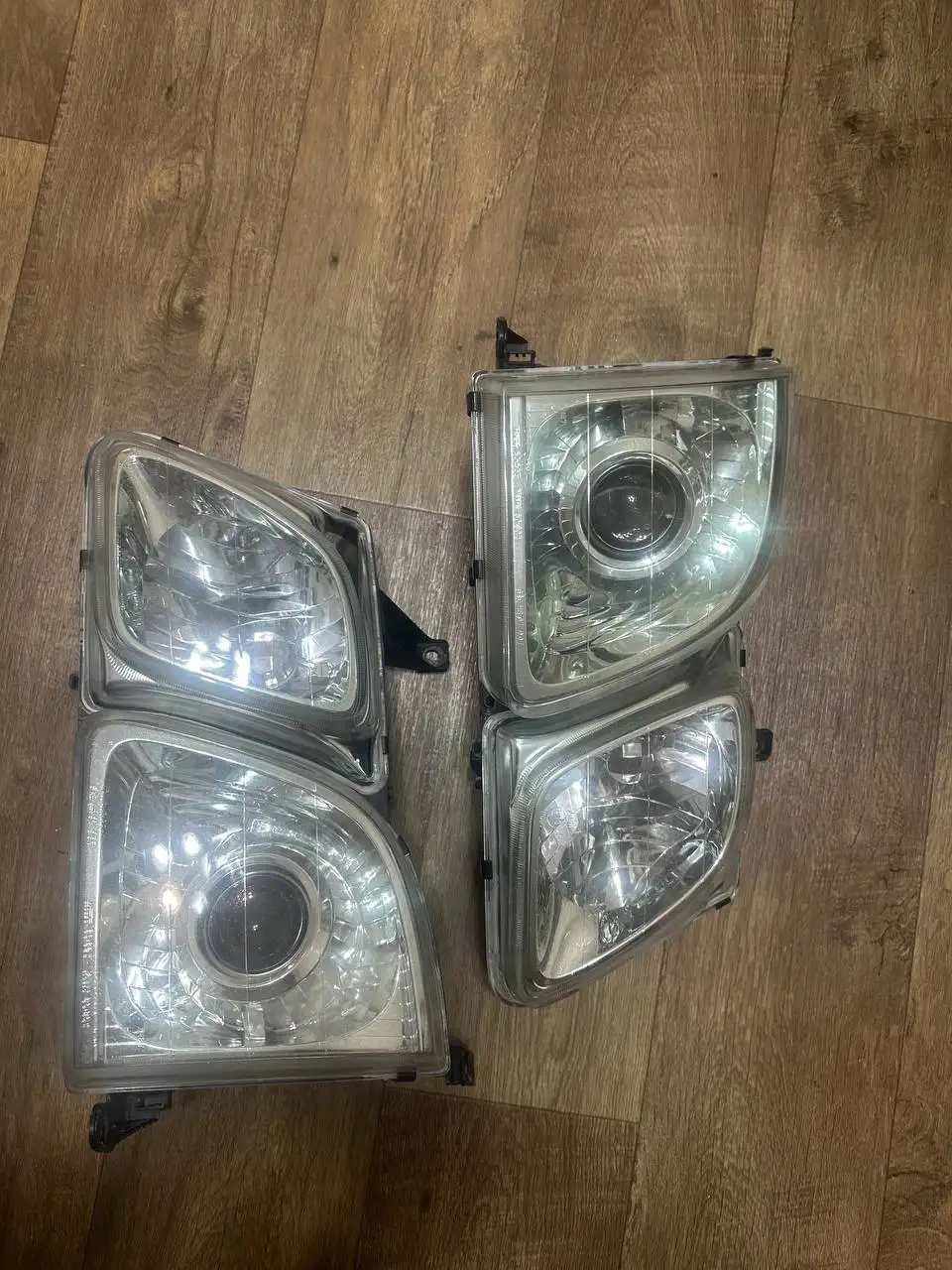 Продам оригинальные фары на Lexus LX470/TLC Cygnus - Автозапчасти (Запчасти) в Южно-Сахалинск