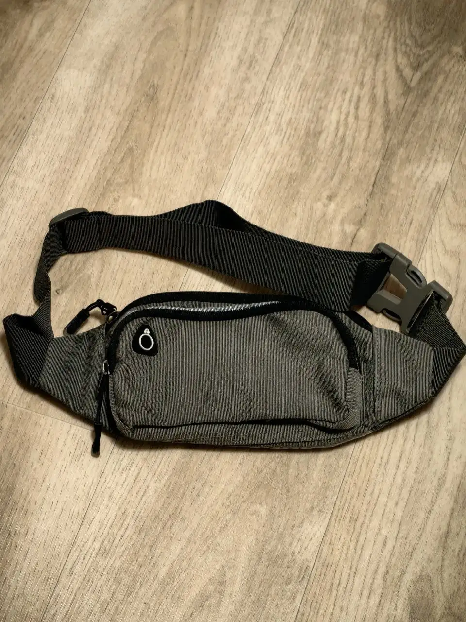 Сумка на пояс - Барахолка в Южно-Сахалинск