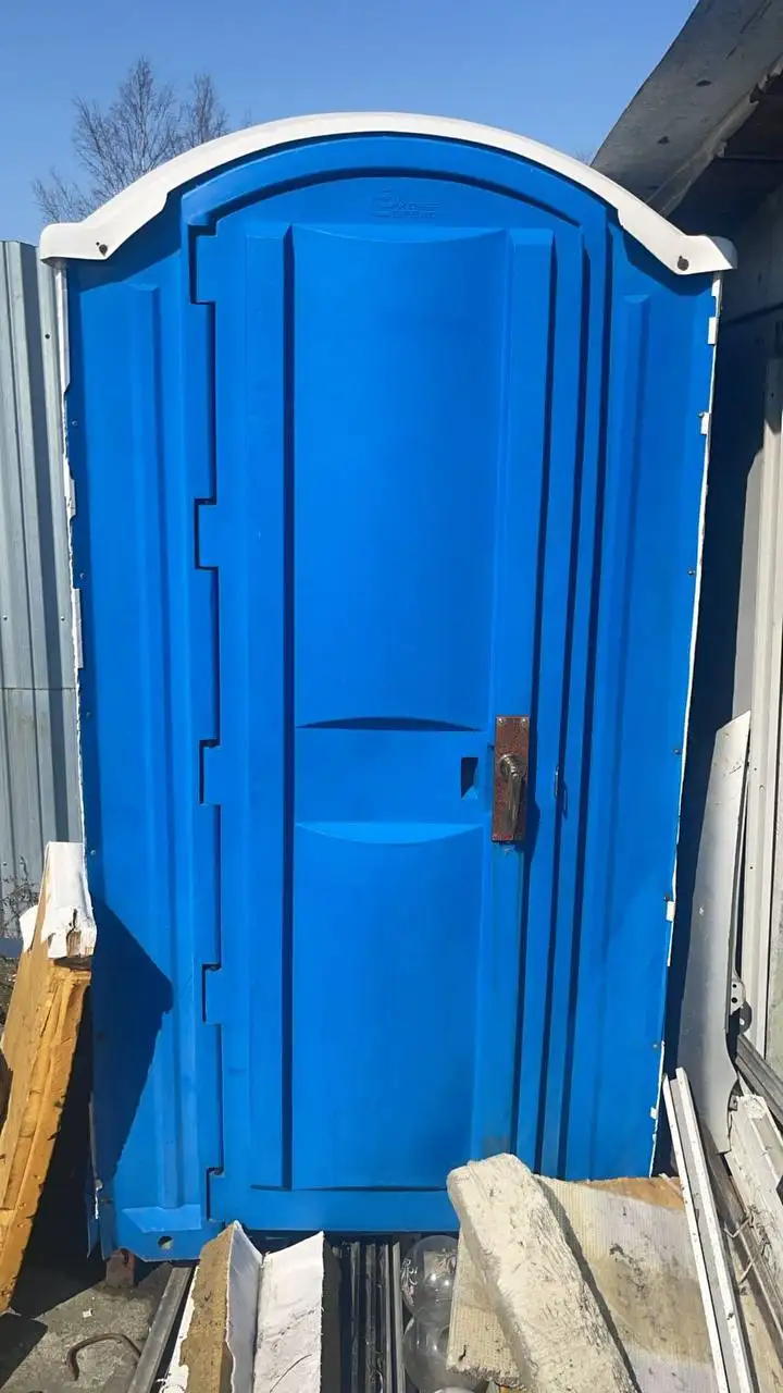 Продажа контейнера 3т и био туалета - Строительные материалы и оборудование (Для дома и дачи) в Южно-Сахалинск