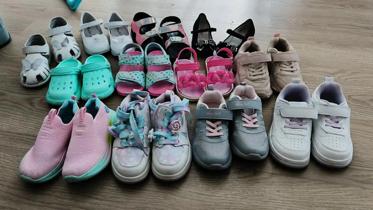 Одежда размера 25-27 в хорошем состоянии - Одежда в Южно-Сахалинск