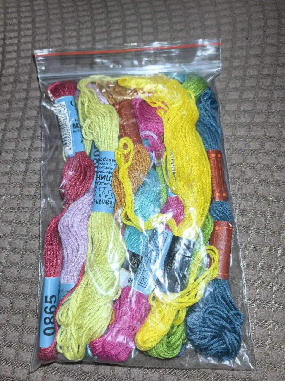 Наборы посеребрение, мулине, закусочница, куртка зима - Барахолка в Южно-Сахалинск