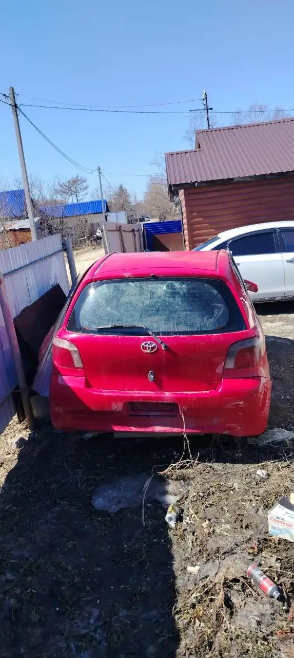 Продажа Toyota Vitz 2000 года после аварии - Легковые автомобили (Авто) в Южно-Сахалинск
