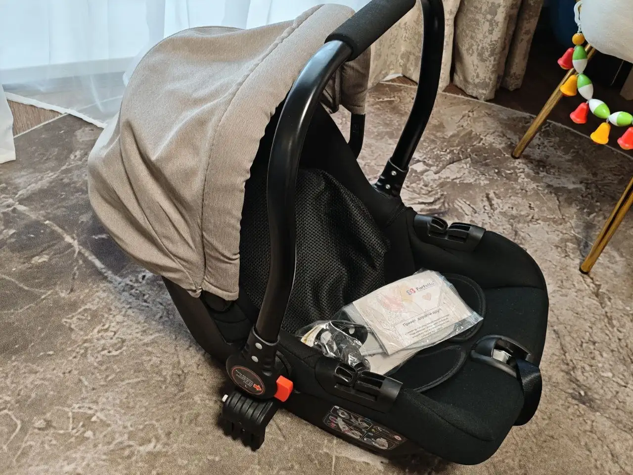 Продам коляску трансформер с автолюлькой - Коляски (Товары для детей) в Южно-Сахалинск