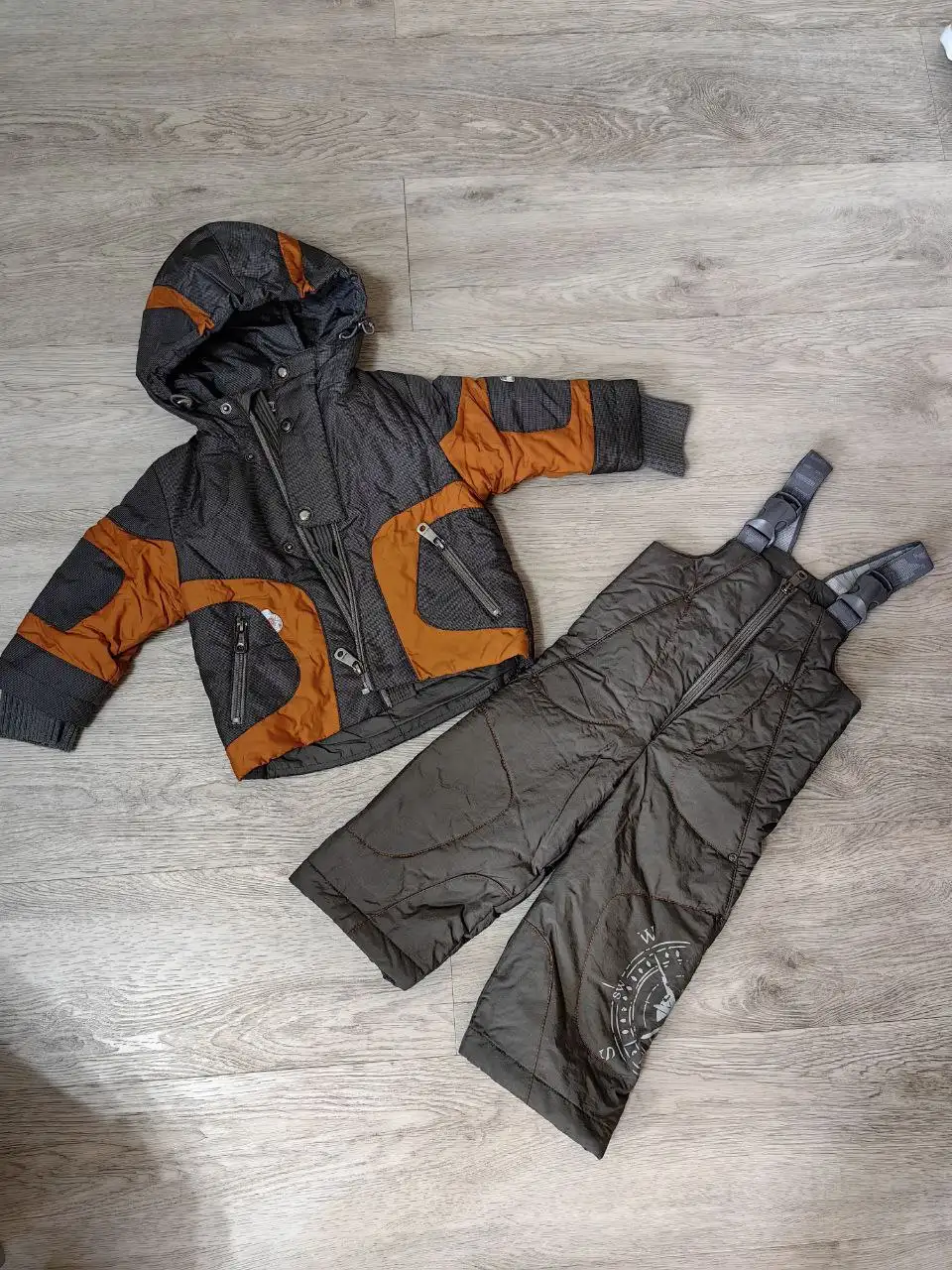 Куртка весна/осень 74р - Верхняя одежда (Одежда) в Южно-Сахалинск