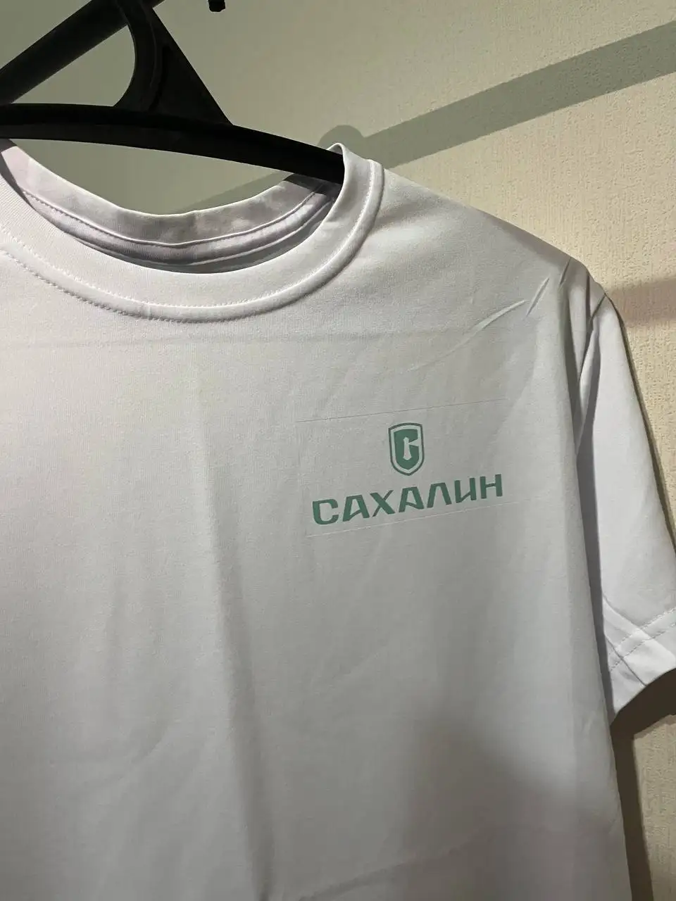 Футболки XL срочно - Футболки (Одежда) в Южно-Сахалинск
