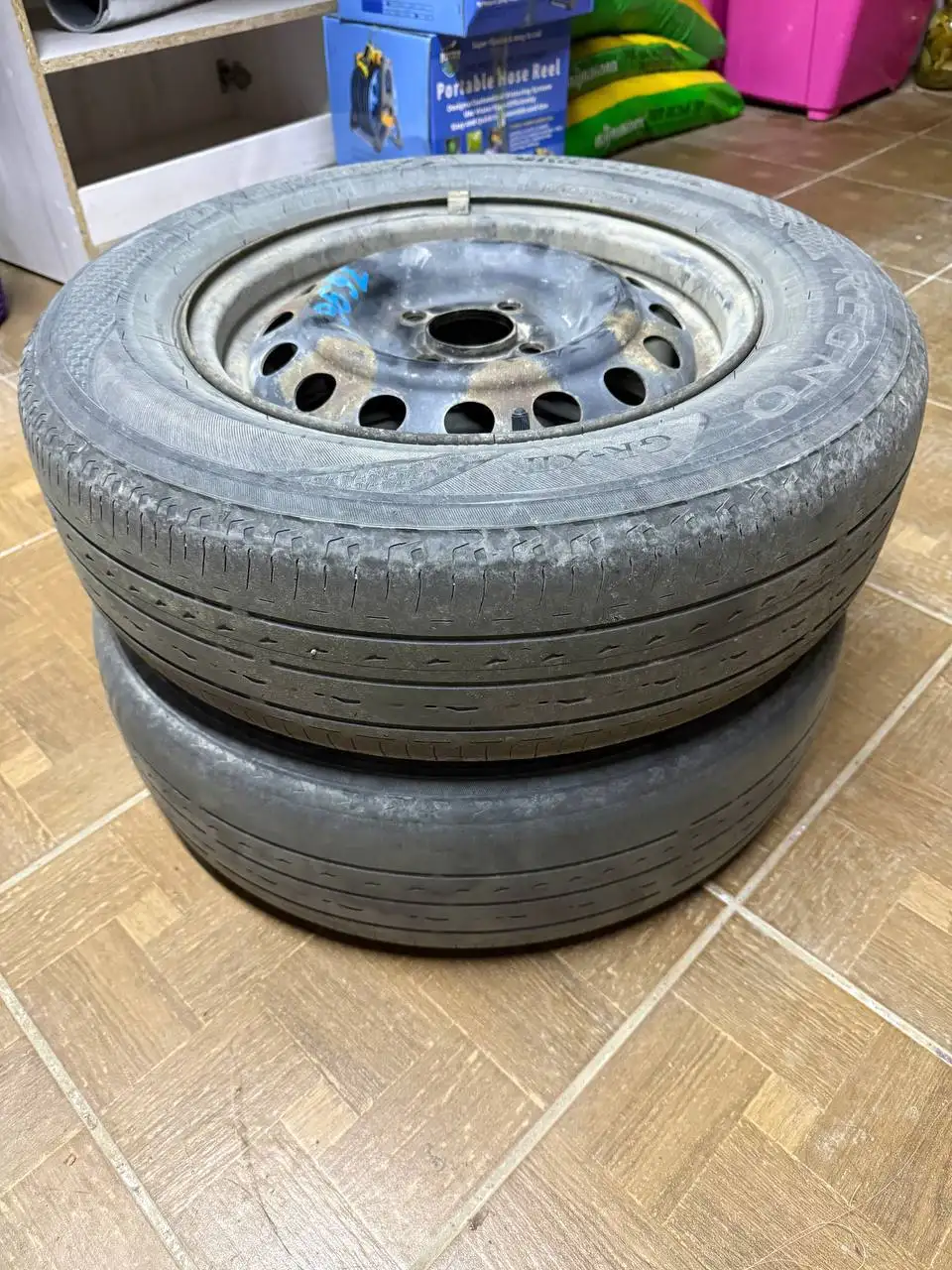 Продам колеса в сборе 185/70/14 - Автошины (Авто) в Южно-Сахалинск