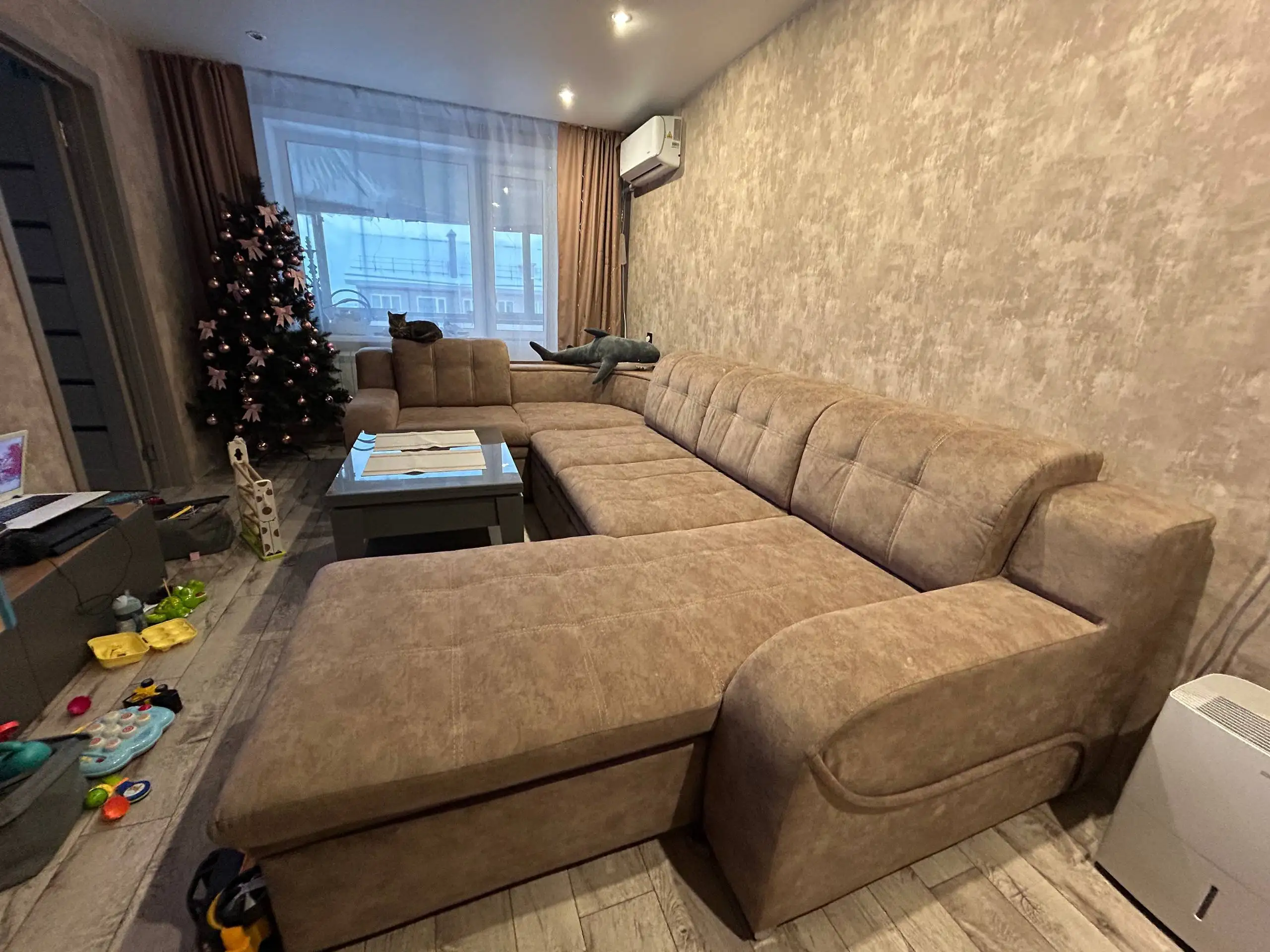 Продам диван - Барахолка в Южно-Сахалинск