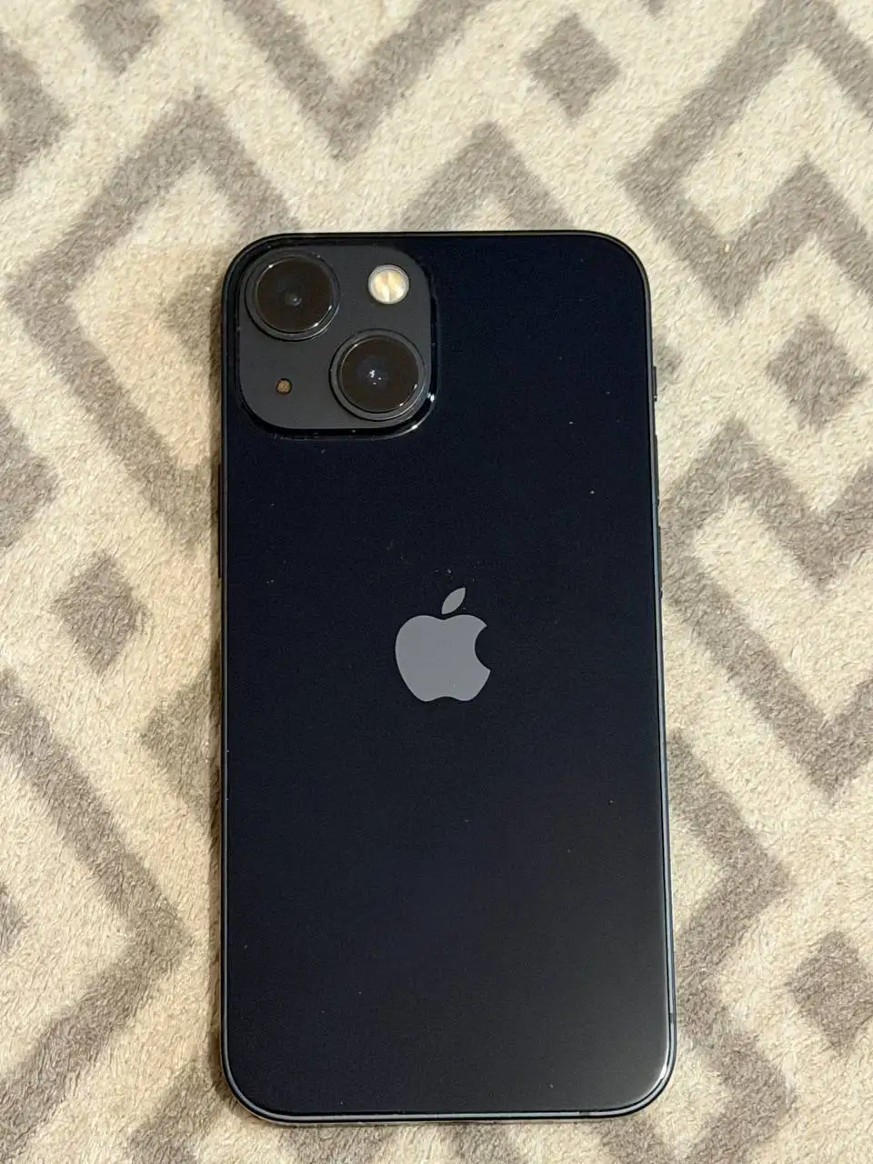 iPhone 13 mini 128 ГБ синий - Смартфоны (Электроника) в Южно-Сахалинск