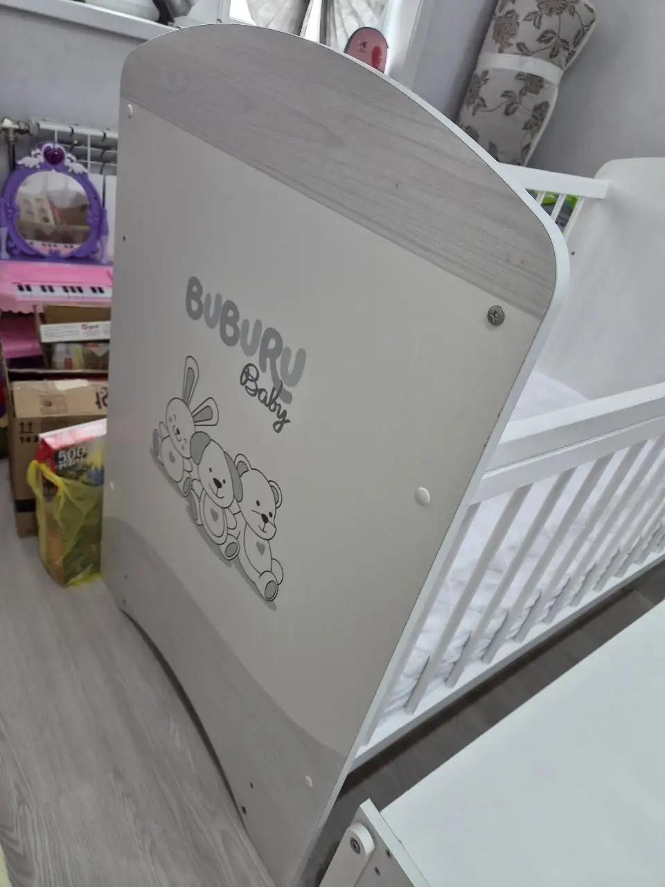Продам детскую кровать с выдвижным шкафом и матрасом - Кровати (Товары для детей) в Южно-Сахалинск