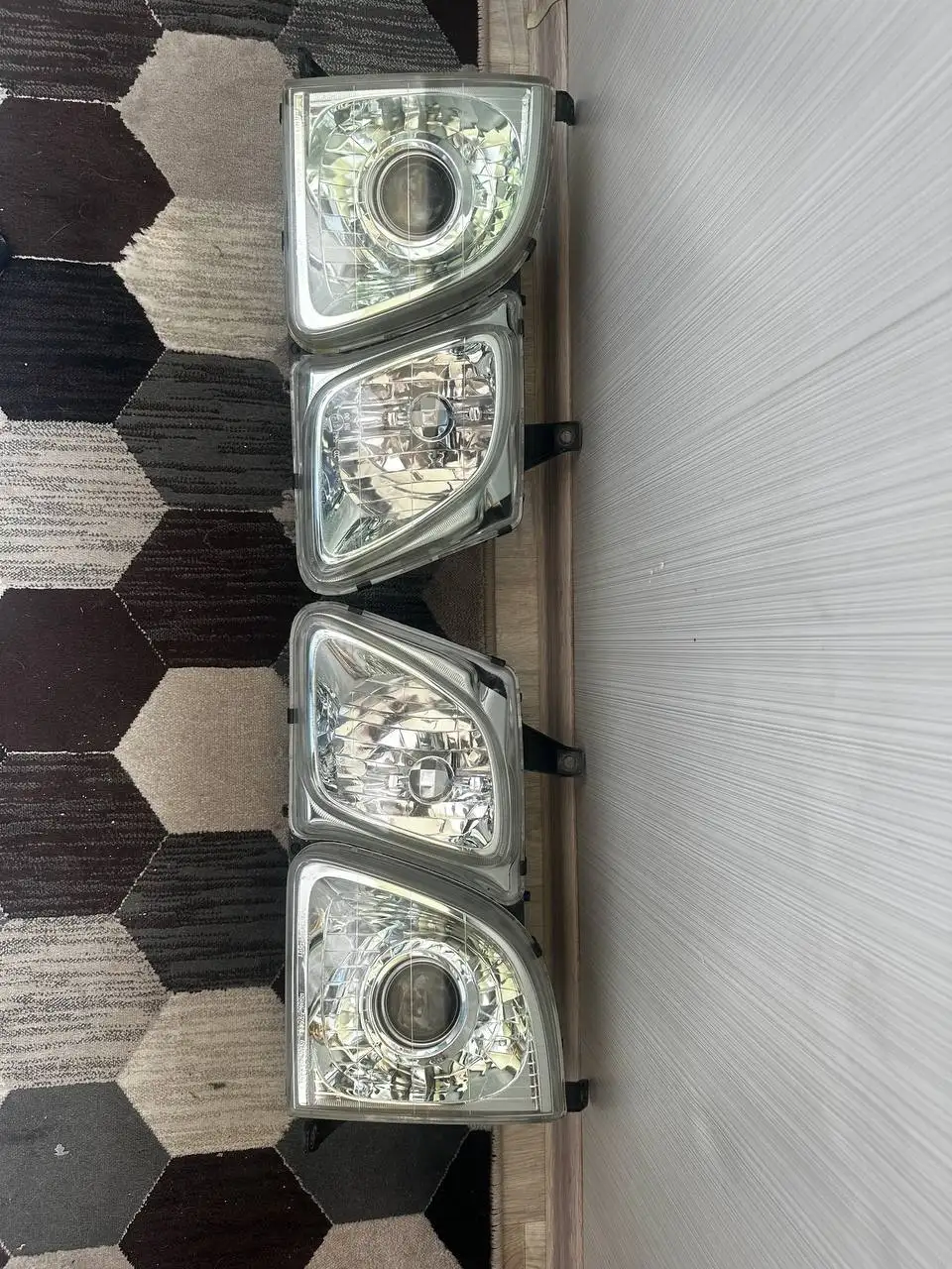 Продам фары на Лексус LX470/ТЛК Сигнус оригинал - Запчасти (Авто) в Южно-Сахалинск