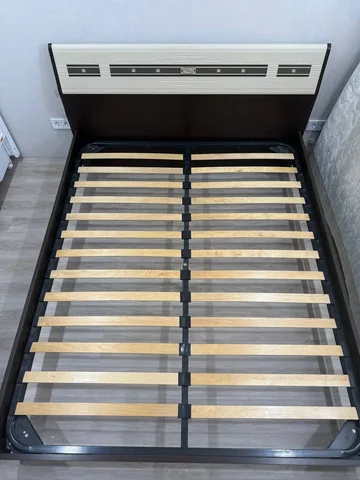 Продается кровать с матрасом 1600x2000 - Уборочная техника в Ново-Александровск
