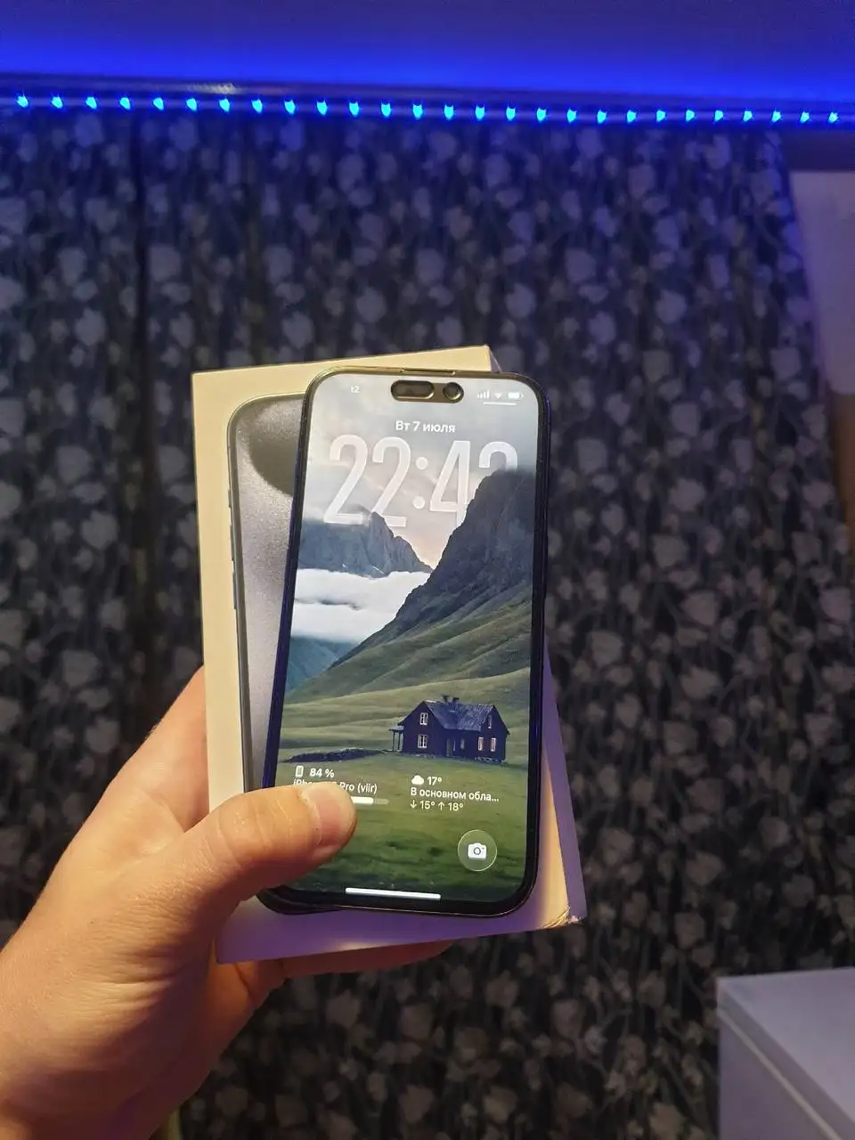 Продам iPhone 15 Pro 128GB - Смартфоны (Электроника) в Южно-Сахалинск