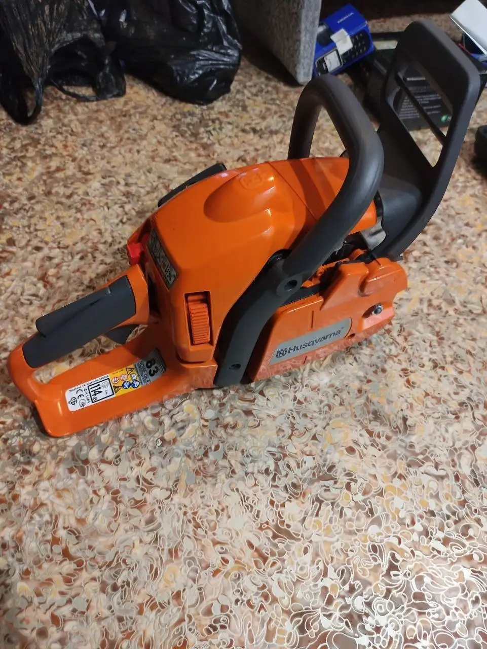 Продажа бензопилы Husqvarna и комплектующих - Садовая техника (Для дома и дачи) в Южно-Сахалинск