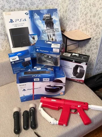 Продам PS4 Pro в комплекте - Квадрокоптеры в Южно-Сахалинск