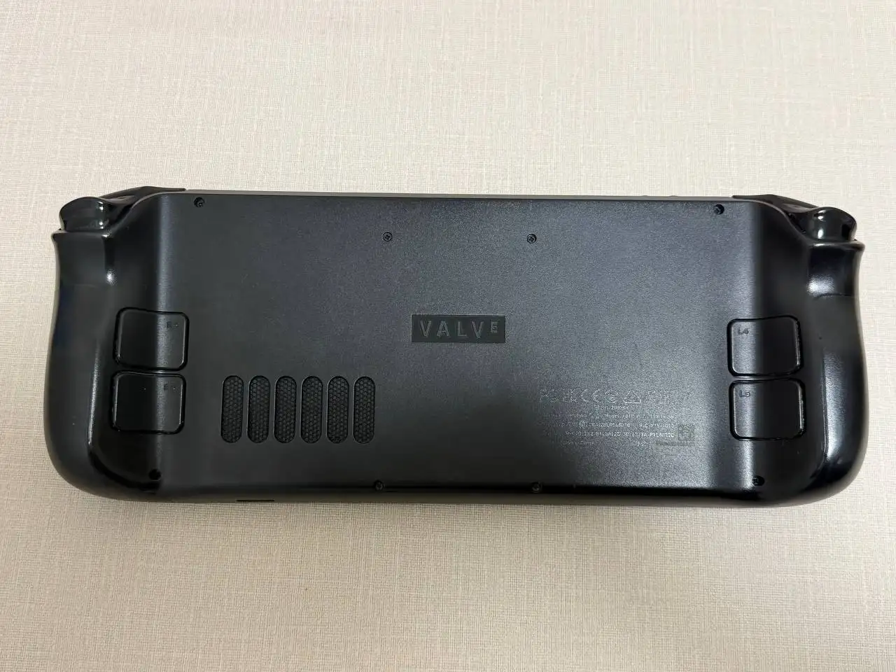Продам Steam Deck LCD 256 ГБ в отличном состоянии - Игровые приставки (Электроника) в Южно-Сахалинск