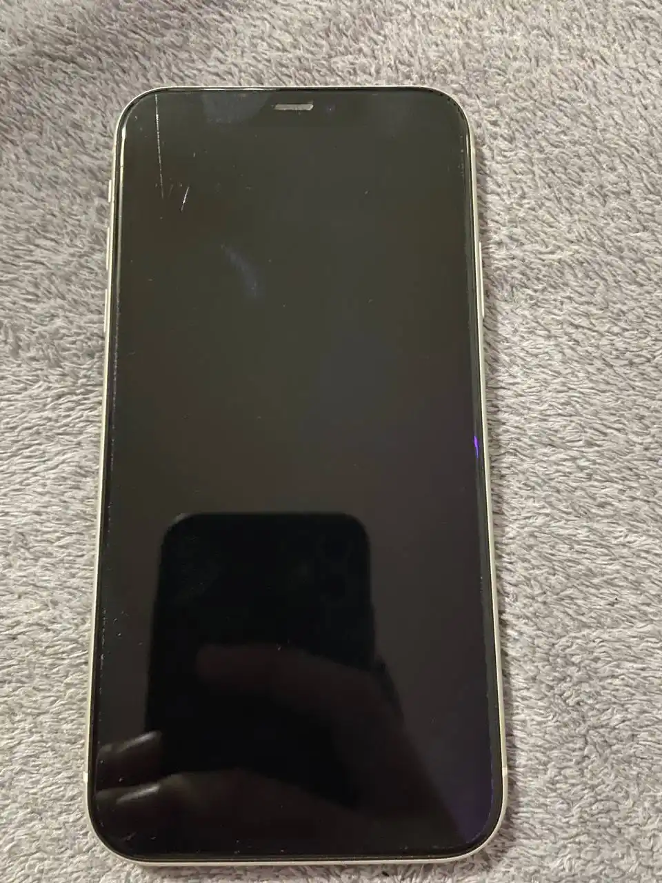 Продам IPhone 11 64 гб