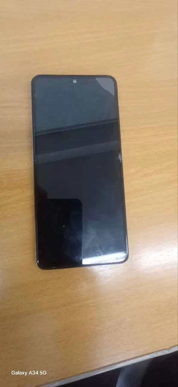 Продам телефон