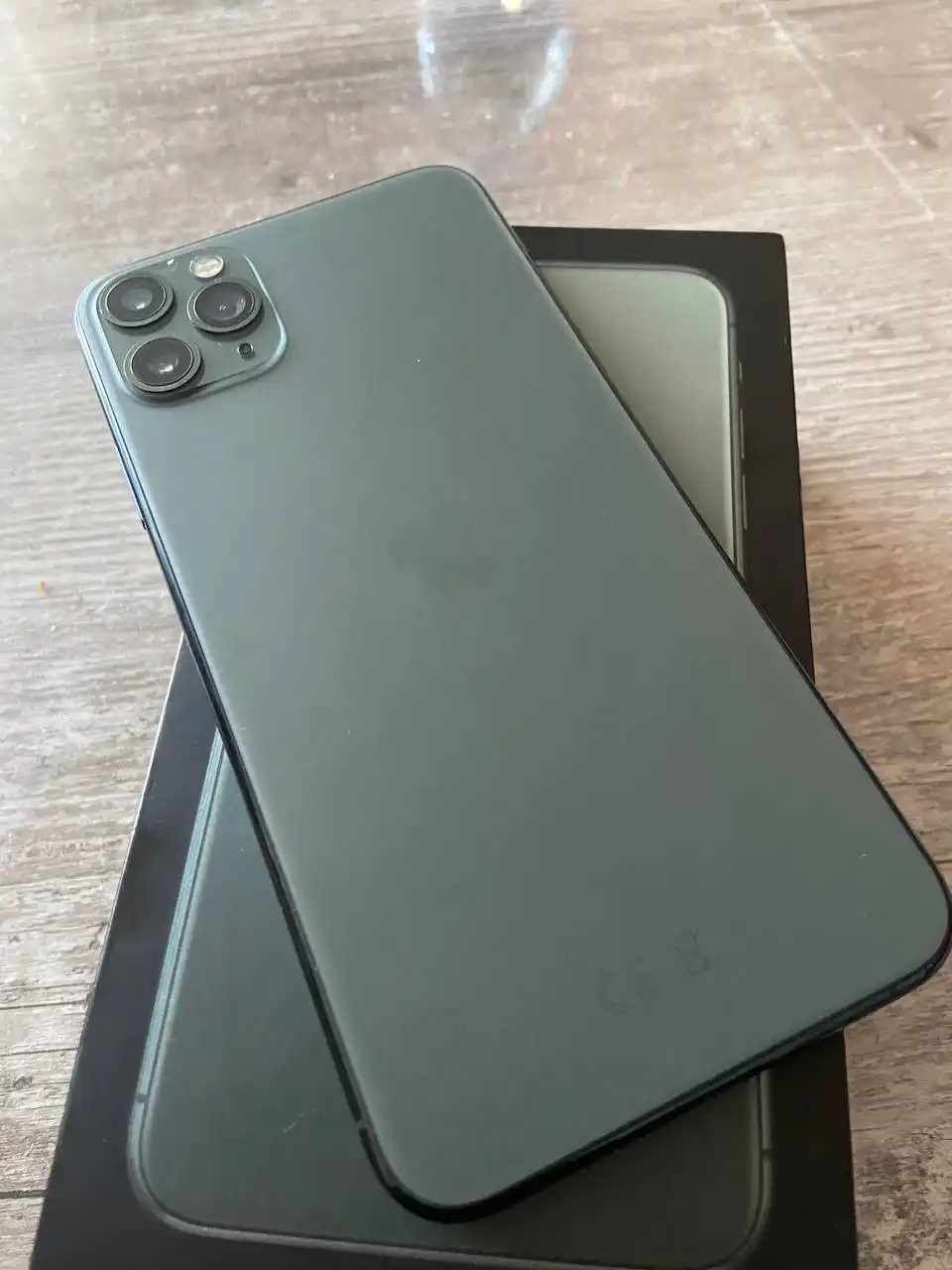 Продам iPhone 11 Pro Max 64GB