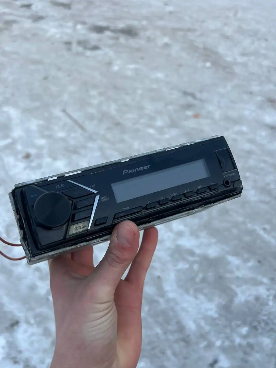 Продам магнитолу Pioneer