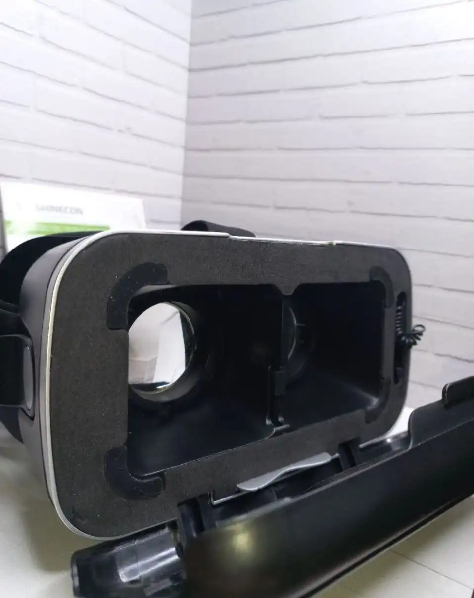 VR-очки Shinecon с расширенным функционалом