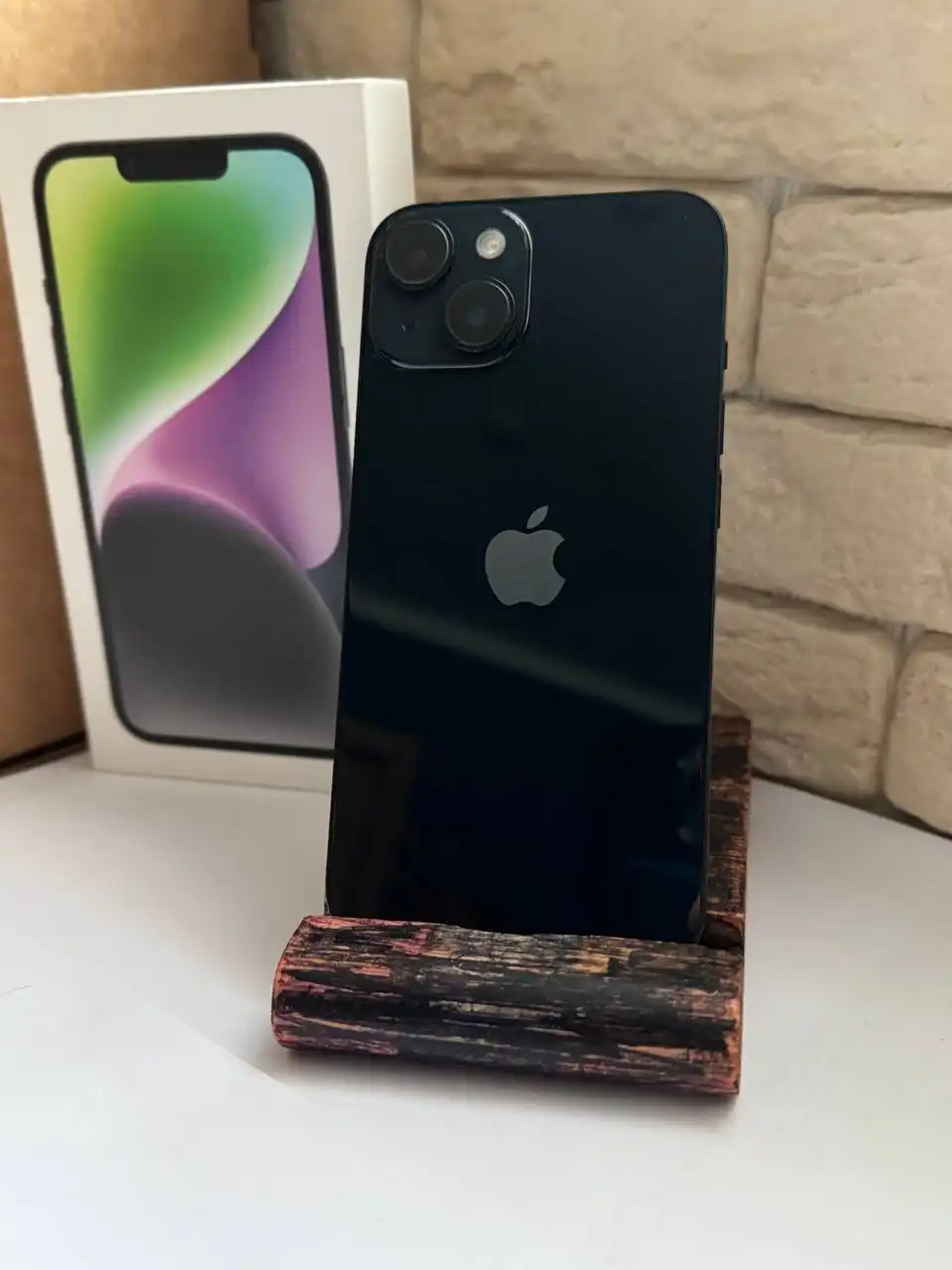 Продам iPhone 14 оригинальный 128gb черный