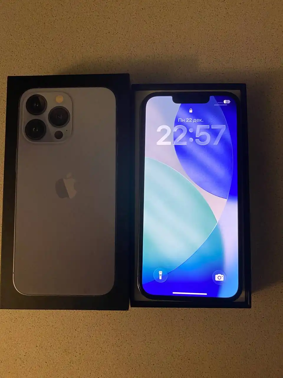 Apple iPhone 13 Pro 256GB голубой