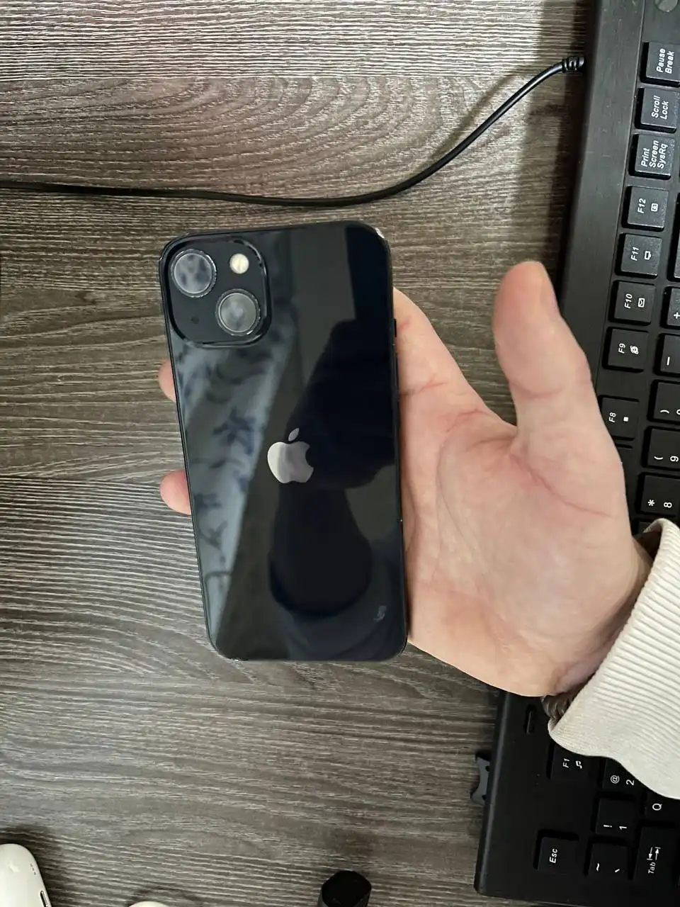 Продажа iPhone 13 128 ГБ с замененным экраном