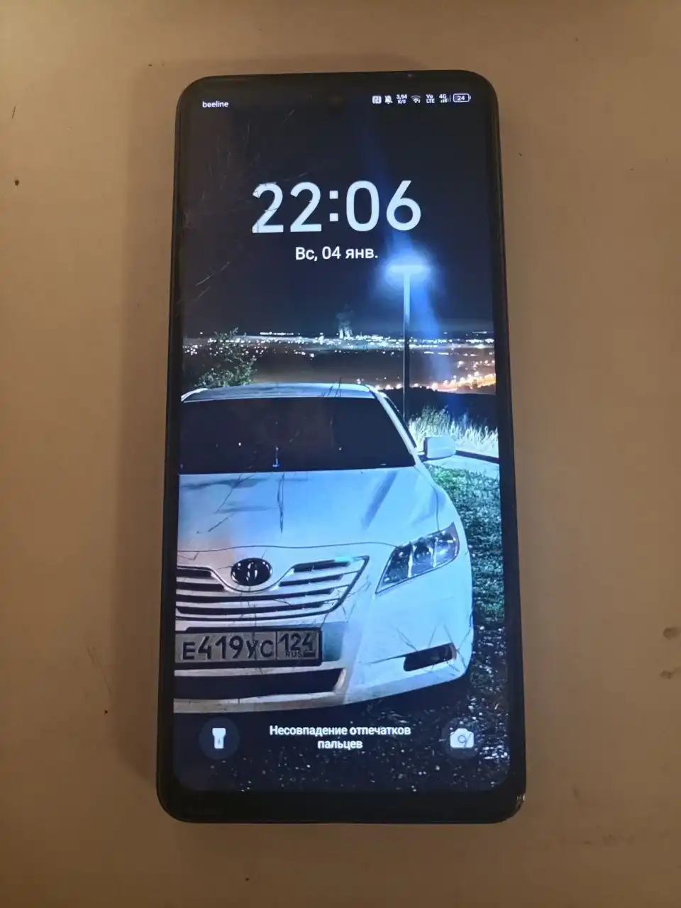 Телефон Tecno Pova 5 Pro 5G, 256 ГБ, разбит экран