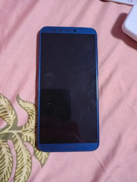 Honor 9 Lite 3/32 в хорошем состоянии - Электроника в Минусинск