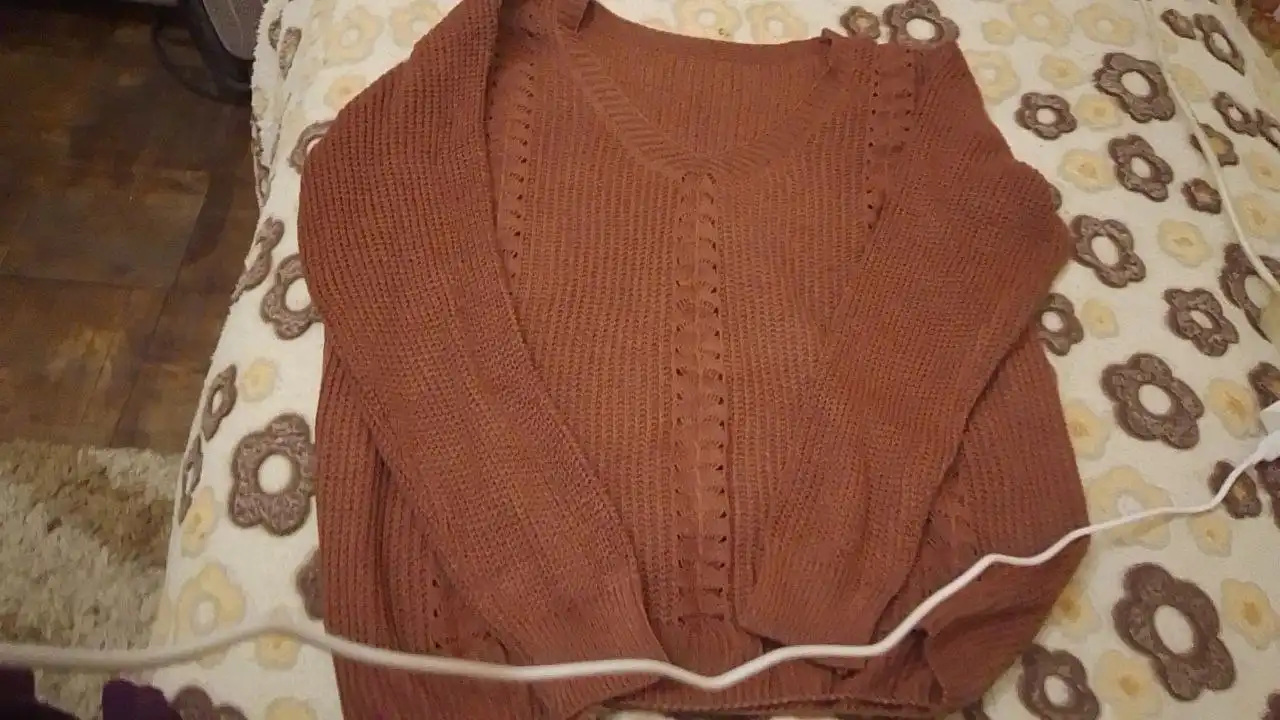 Свитер новый размер 50-52 - Верхняя одежда (Одежда) в Минусинск