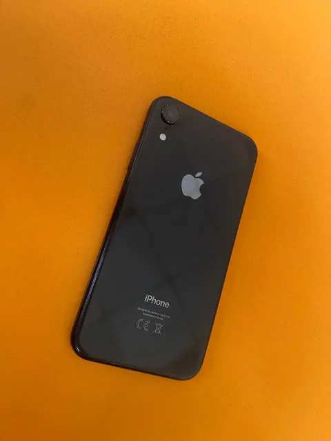 iPhone XR 64GB 80% емкость батареи - Смартфоны в Минусинск
