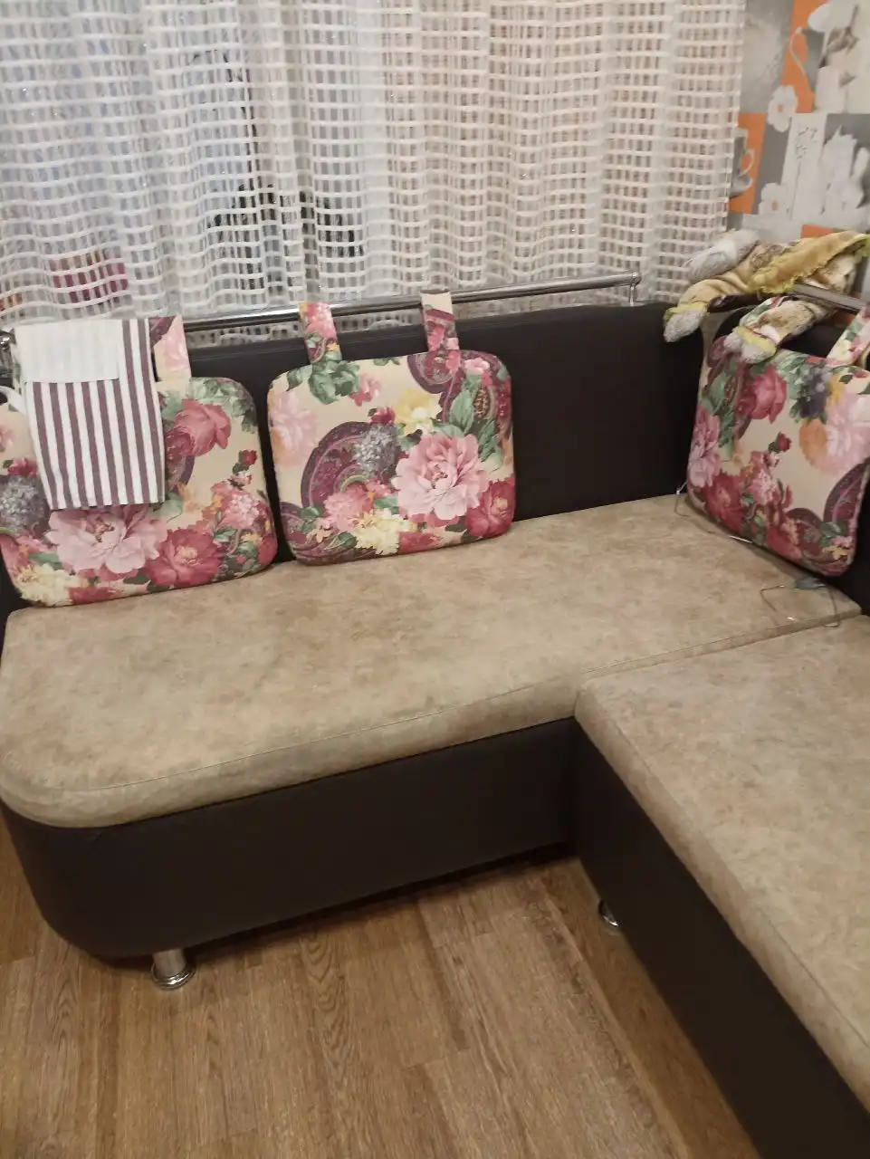 Продажа кухонного уголка - Мебель (Для дома и дачи) в Минусинск