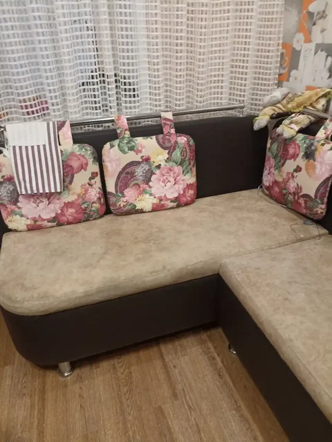 Продажа кухонного уголка - Растения в Минусинск