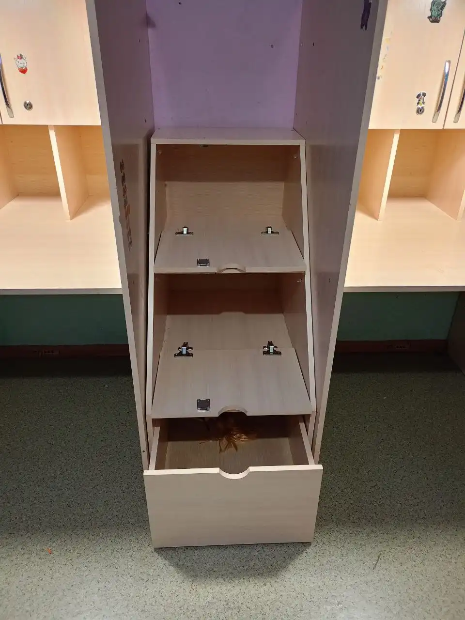 Продажа кроватей-чердаков 3 в 1 с лестницей - Мебель (Барахолка) в Минусинск