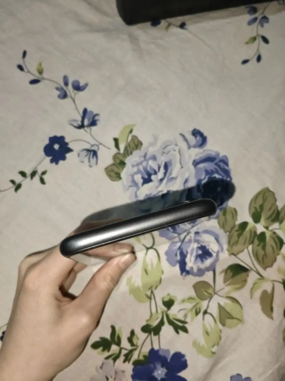 Смартфон iPhone 11 на 64гб с аккумулятором 71% - Смартфоны (Электроника) в Минусинск