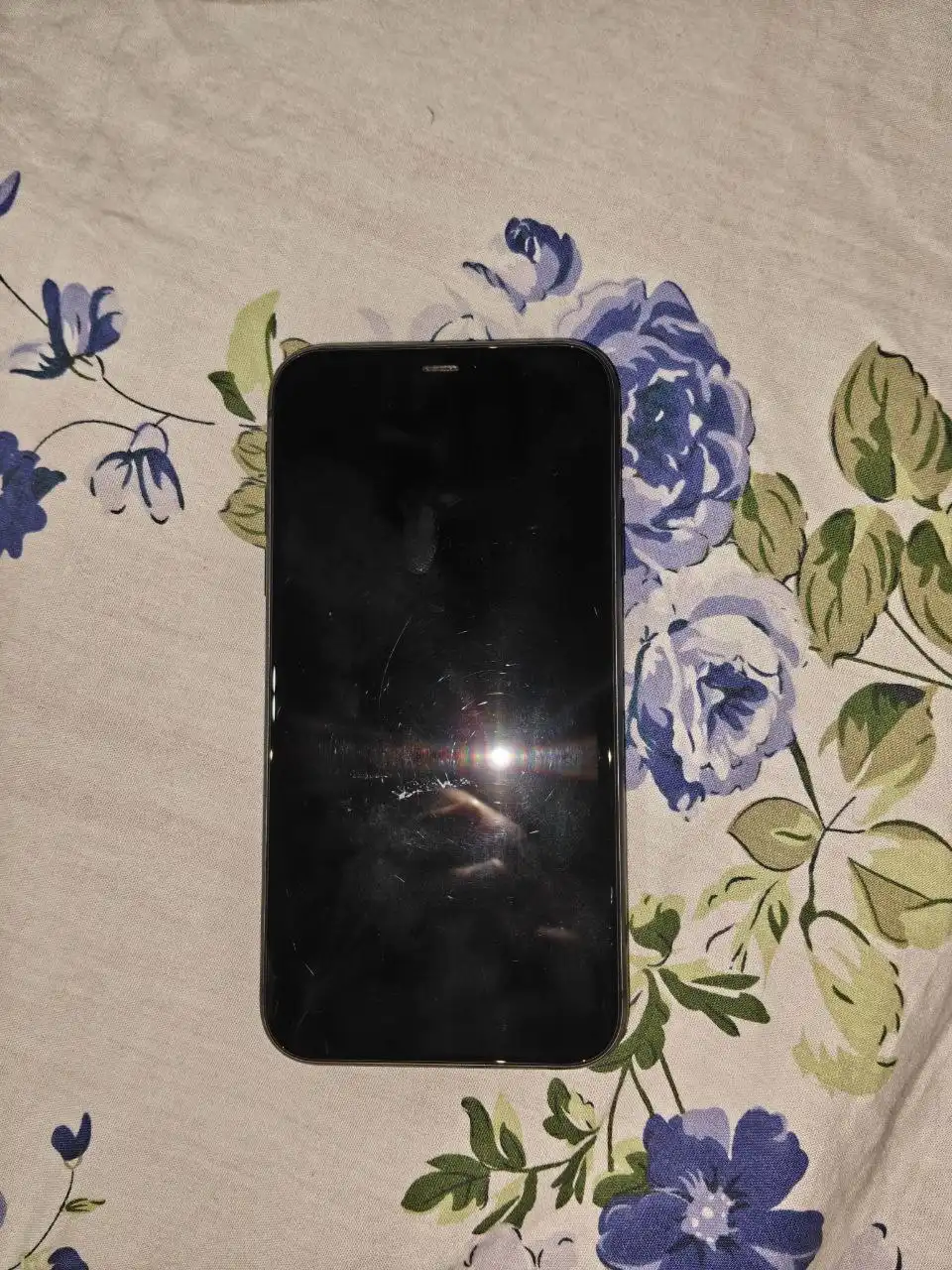 Смартфон iPhone 11 на 64гб с аккумулятором 71% - Смартфоны (Электроника) в Минусинск