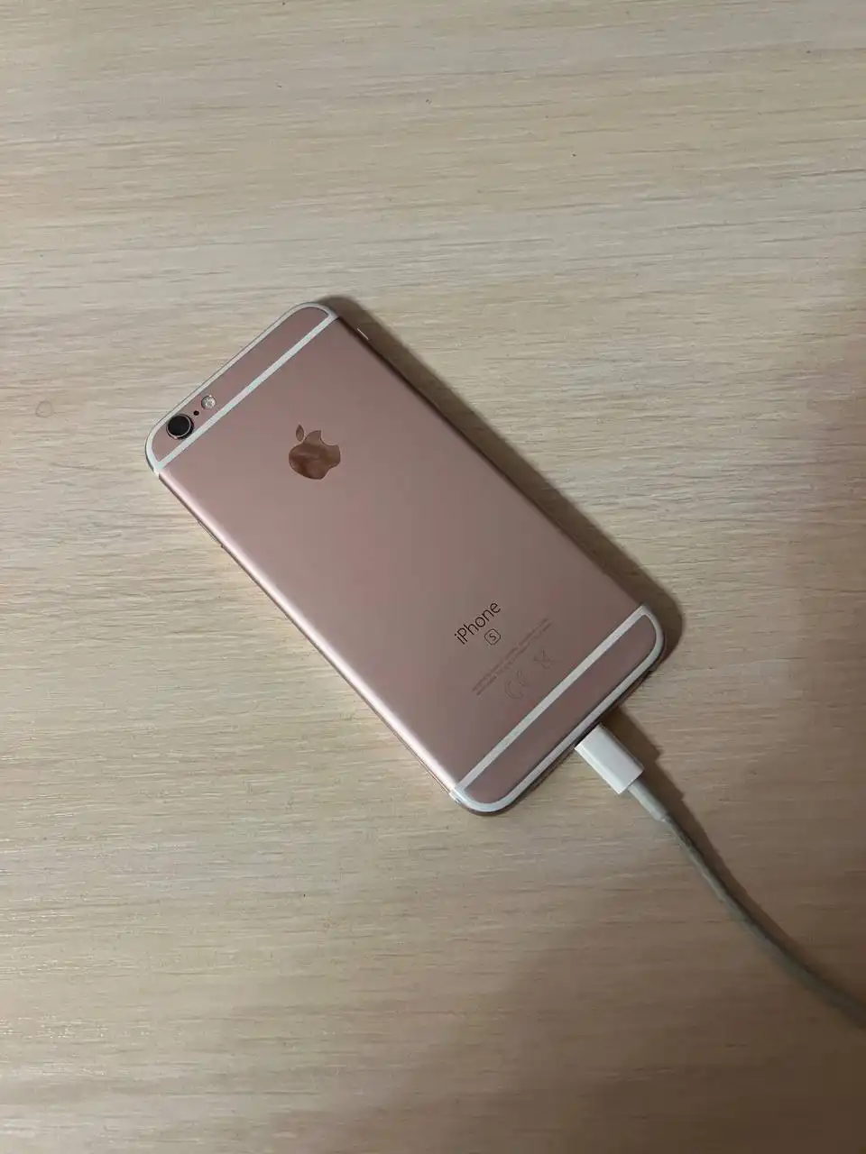Продам Айфон 7 и Айфон 6 - Смартфоны (Электроника) в Минусинск