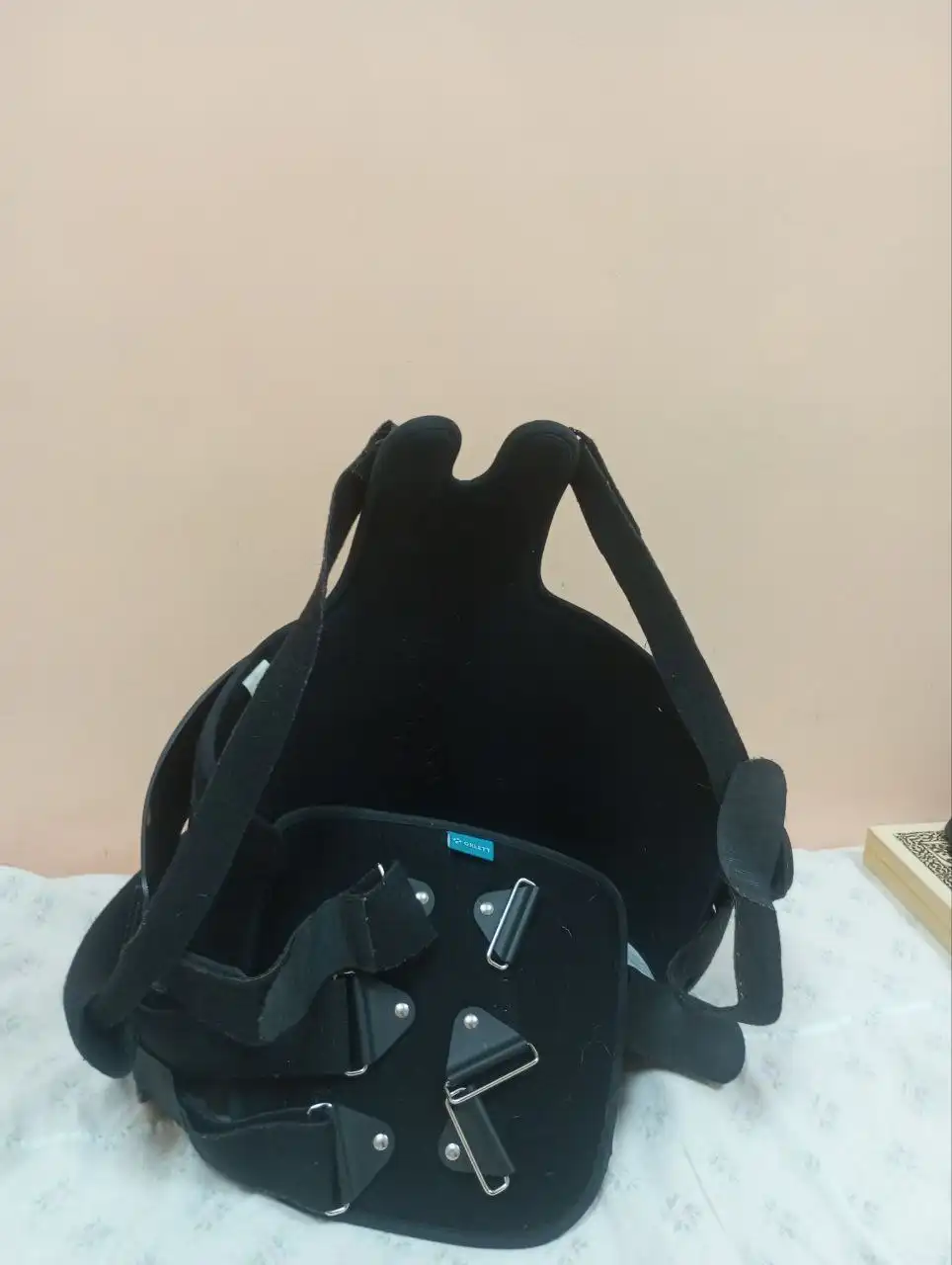 Продажа мужского карсета б/у для позвоночника - Ортопедические изделия (Красота и здоровье) в Минусинск