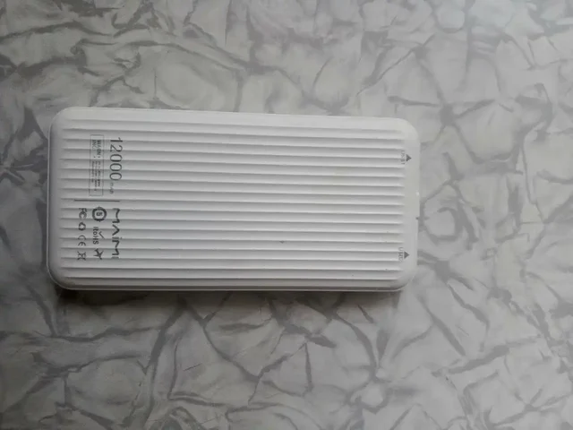 Продам повер банк на 12000 мач - Электроника в Минусинск