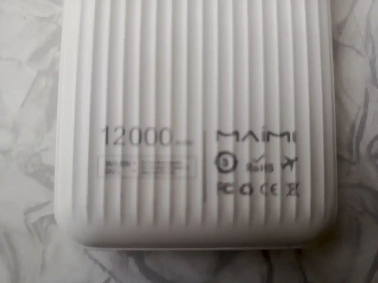 Продам повер банк на 12000 мач - Повербанки (Электроника) в Минусинск