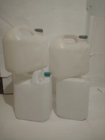 Продажа пластиковых канистр 3x10л и 1x13л - Парфюмерия в Минусинск
