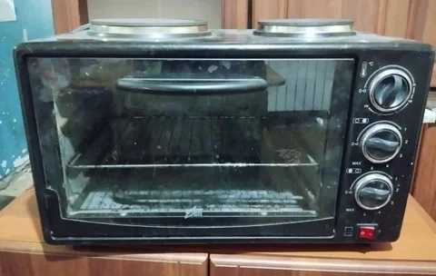 Продажа настольной электрической духовки - Барахолка в Минусинск